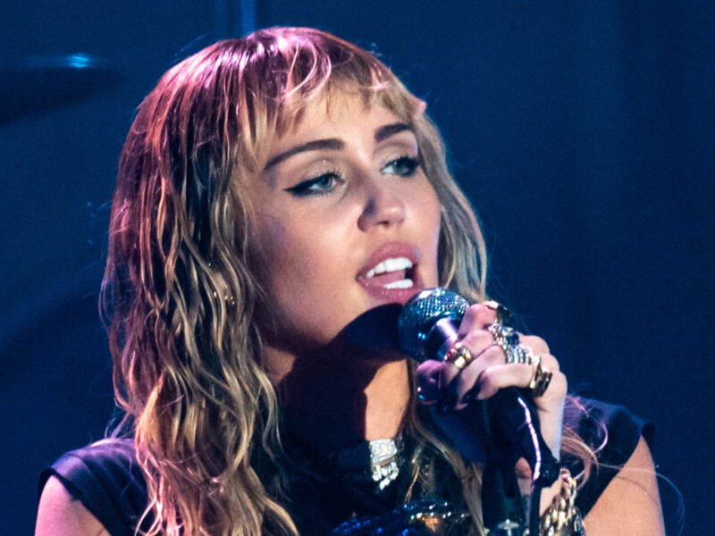 Miley Cyrus sur scène au festival Primavera Sound de Barcelone
